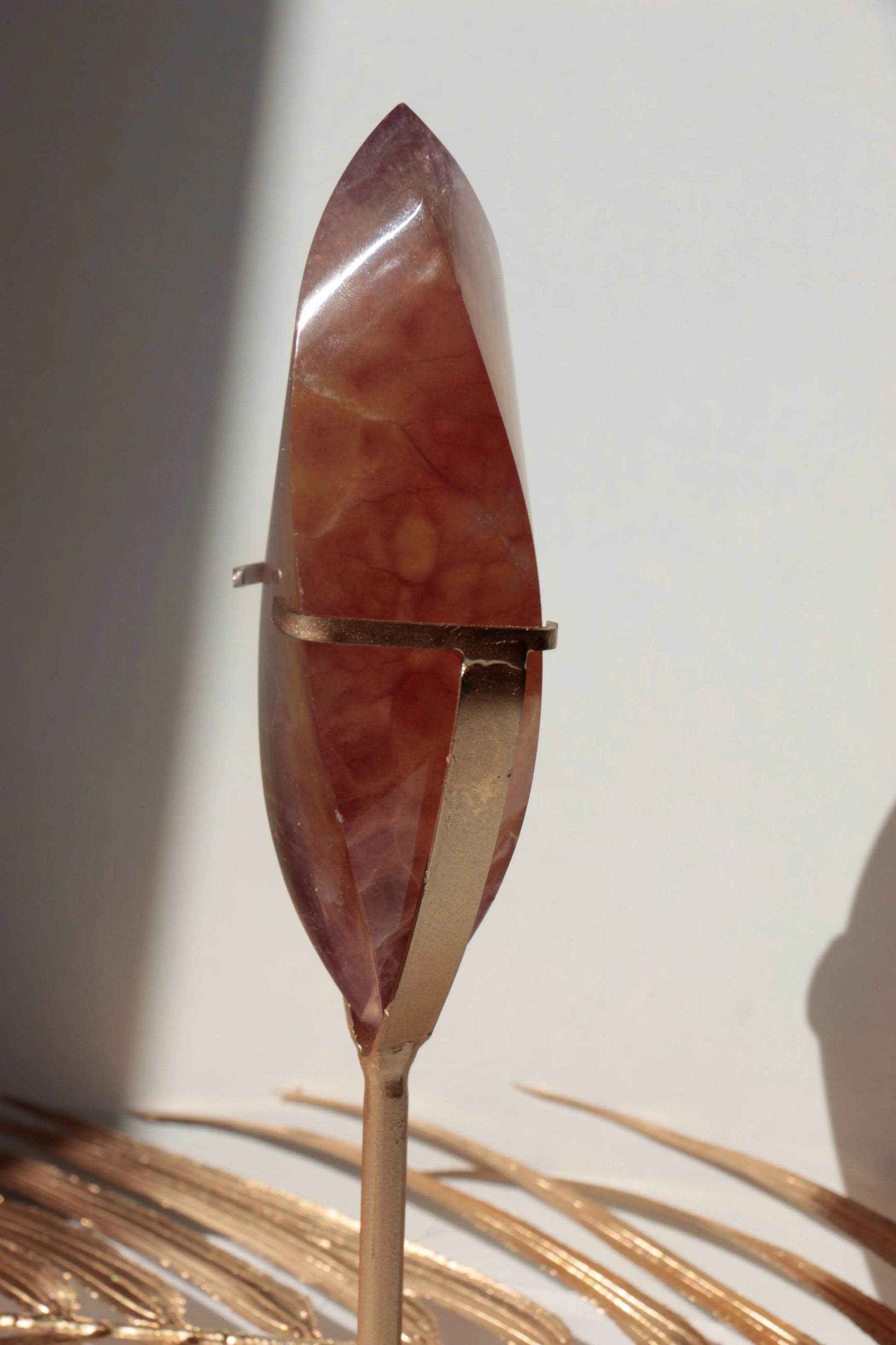 Fluorite - Forme libre sur socle n°317 Cristal Ora