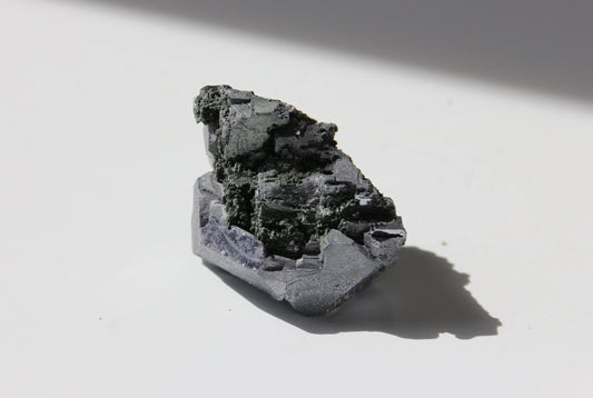 Chlorite sur galène - Pierre brute n°246 Cristal Ora