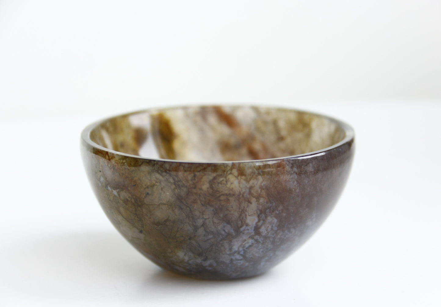 Bol en agate mousse utilisé pour bijoux ou décoration, diamètre 7,4 cm.