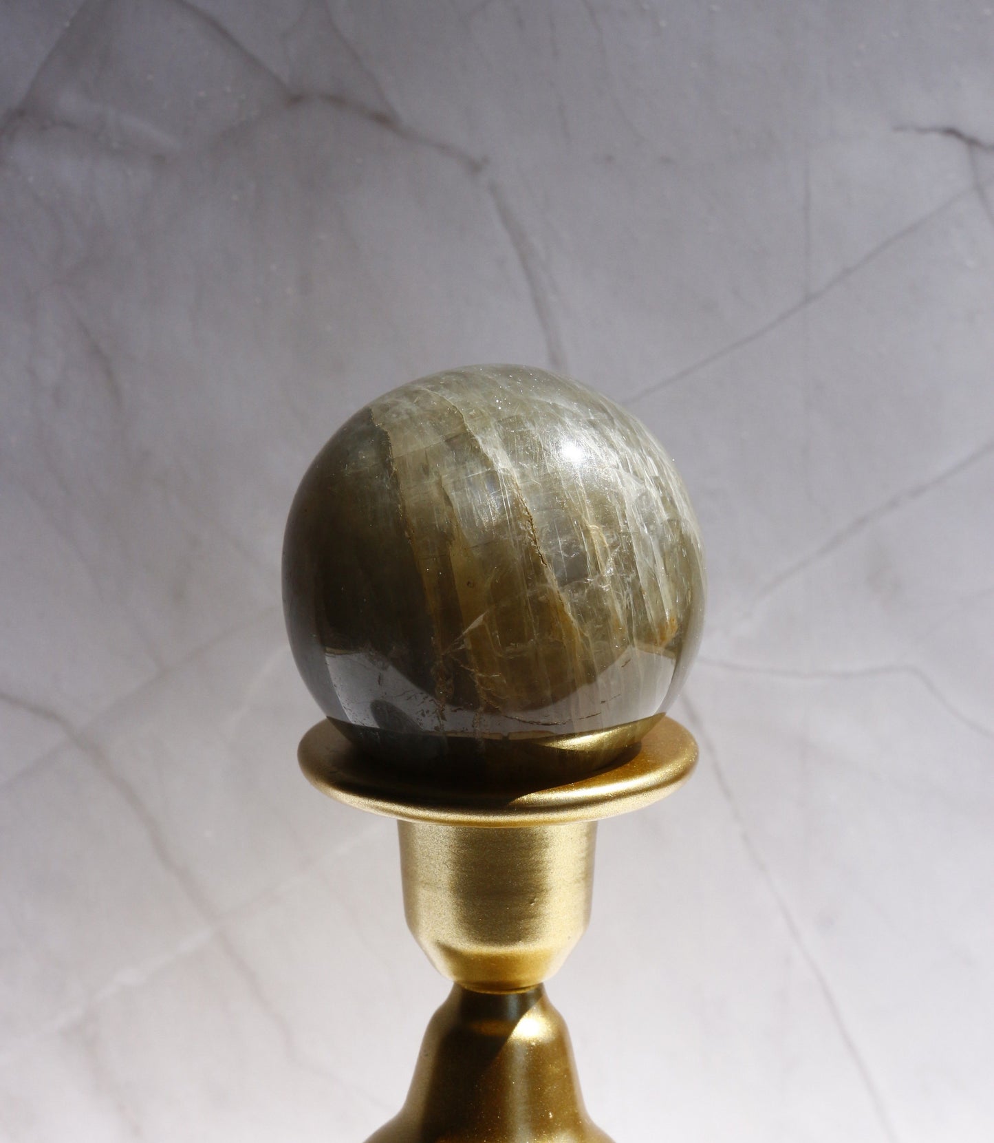 Sphère en pierre de lune naturelle – 4,8 cm – 160g