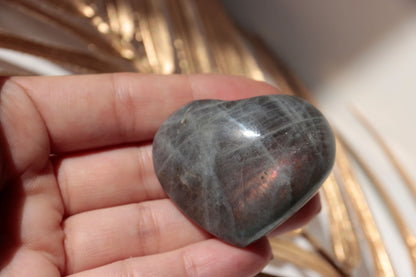 Labradorite - Cœur n°339 - Cristal Ora