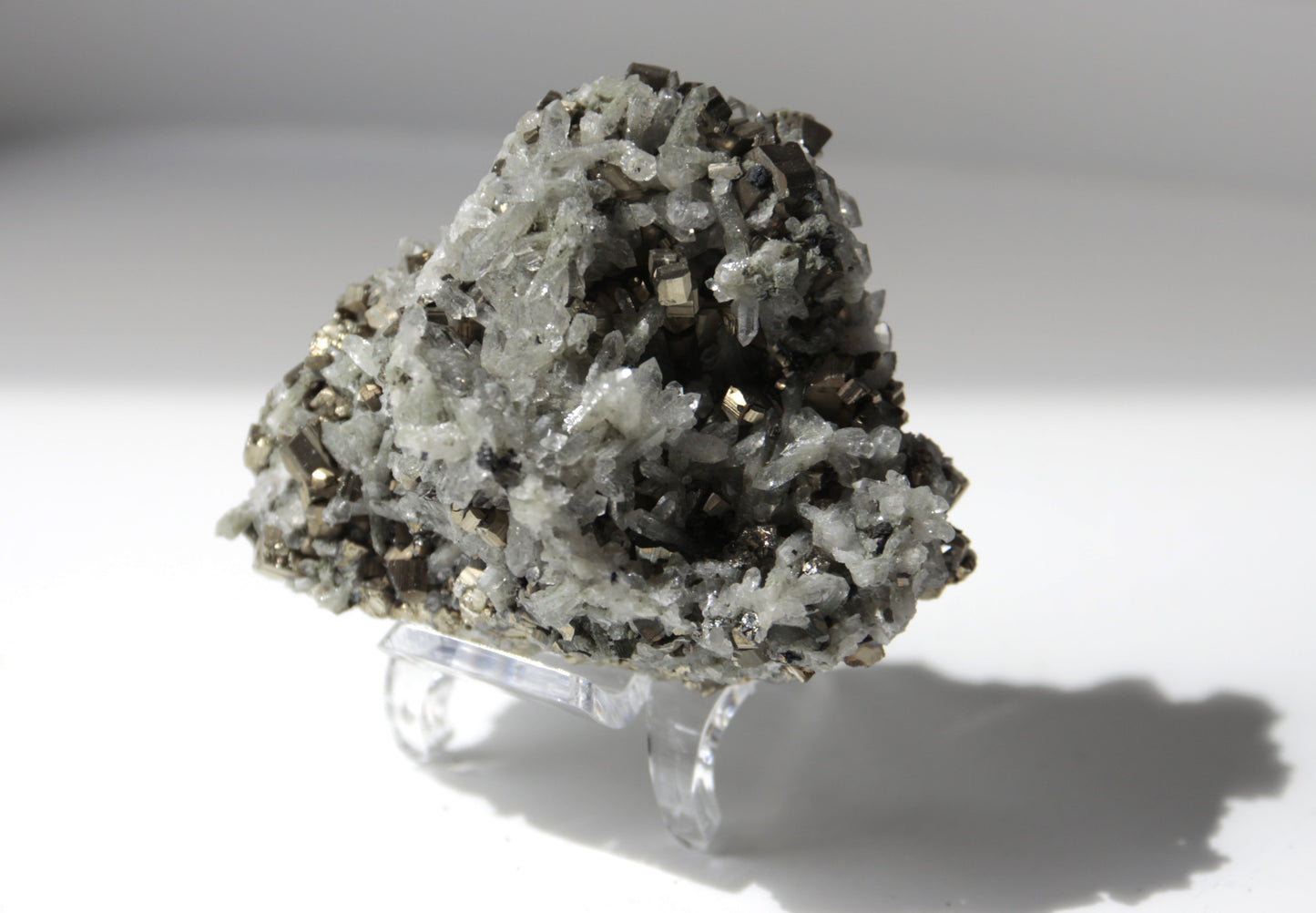 Pyrite sur quartz - Pierre brute n°62