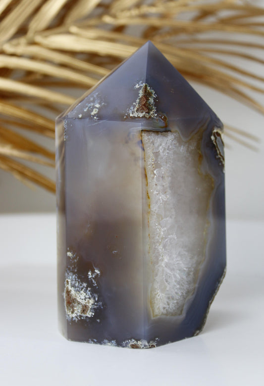 Pointe en Agate cristallisée du Brésil n°113 - 379g