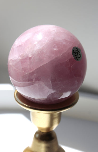 Quartz rose - Sphère n°382