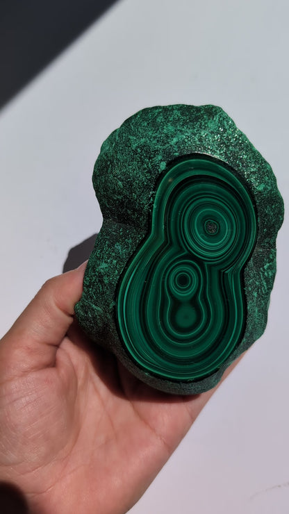 Malachite semi-polie – Pièce unique de 618g 💎