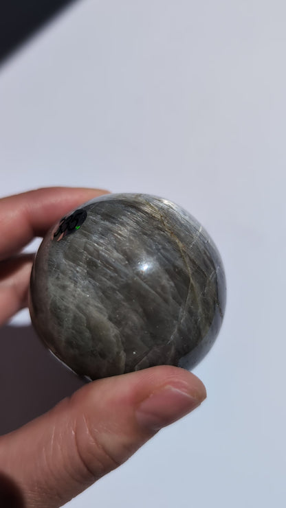 Sphère en pierre de lune naturelle – 4,8 cm – 160g